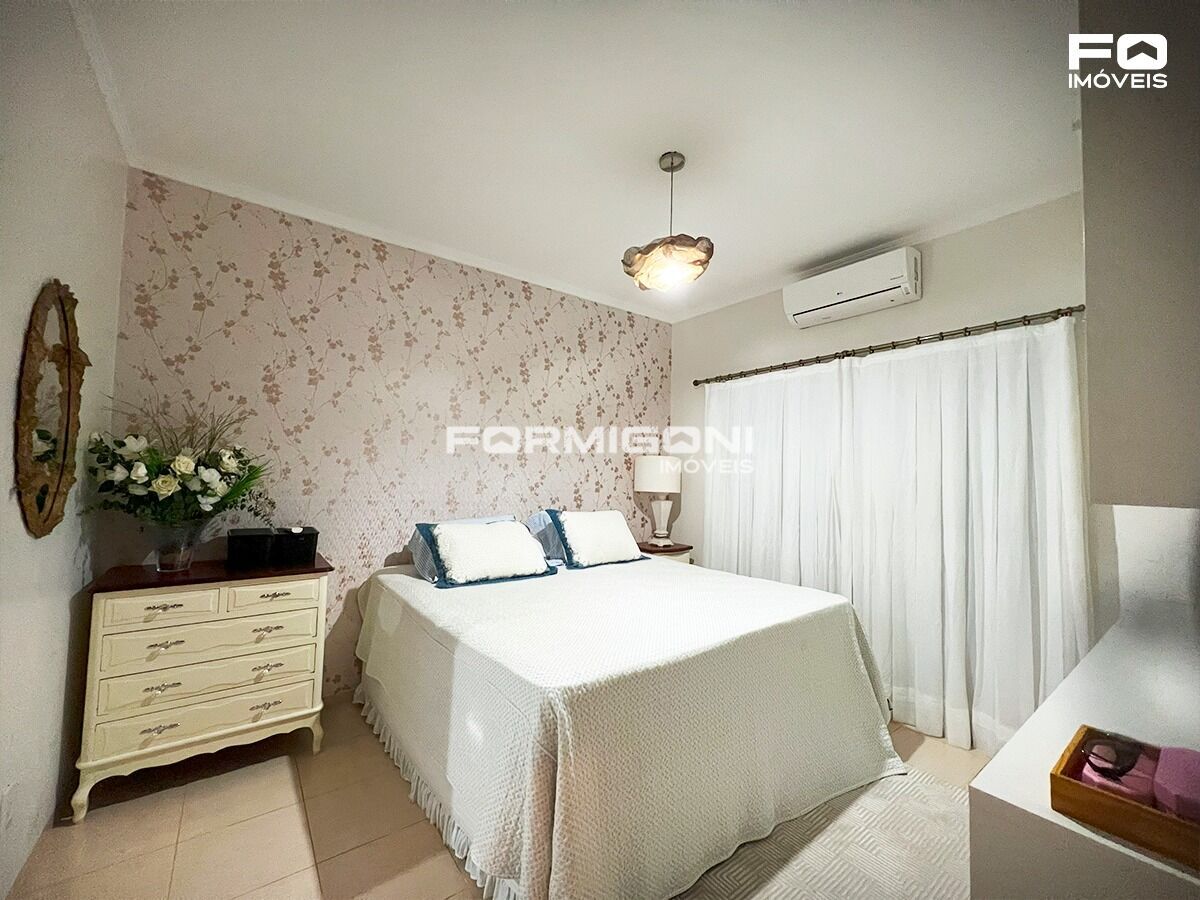 Casa Alto Padrão em Recanto dos Pássaros, Sorriso/MT