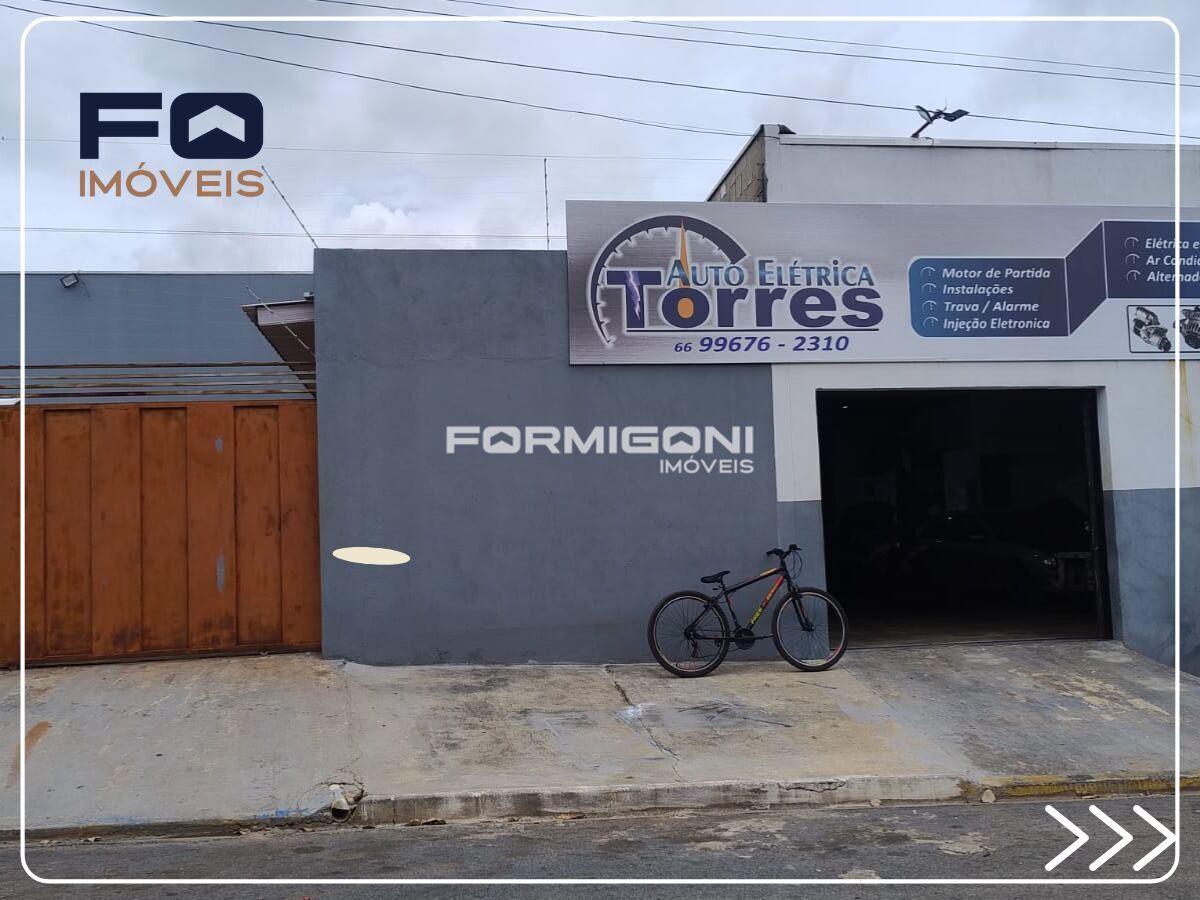 Casa com Barracão
