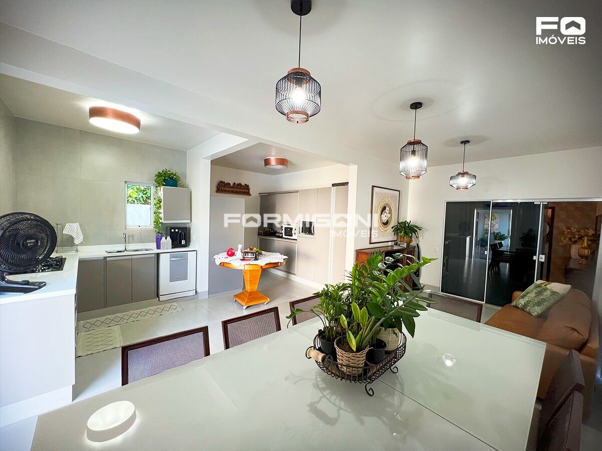 Casa Alto Padrão em Recanto dos Pássaros, Sorriso/MT